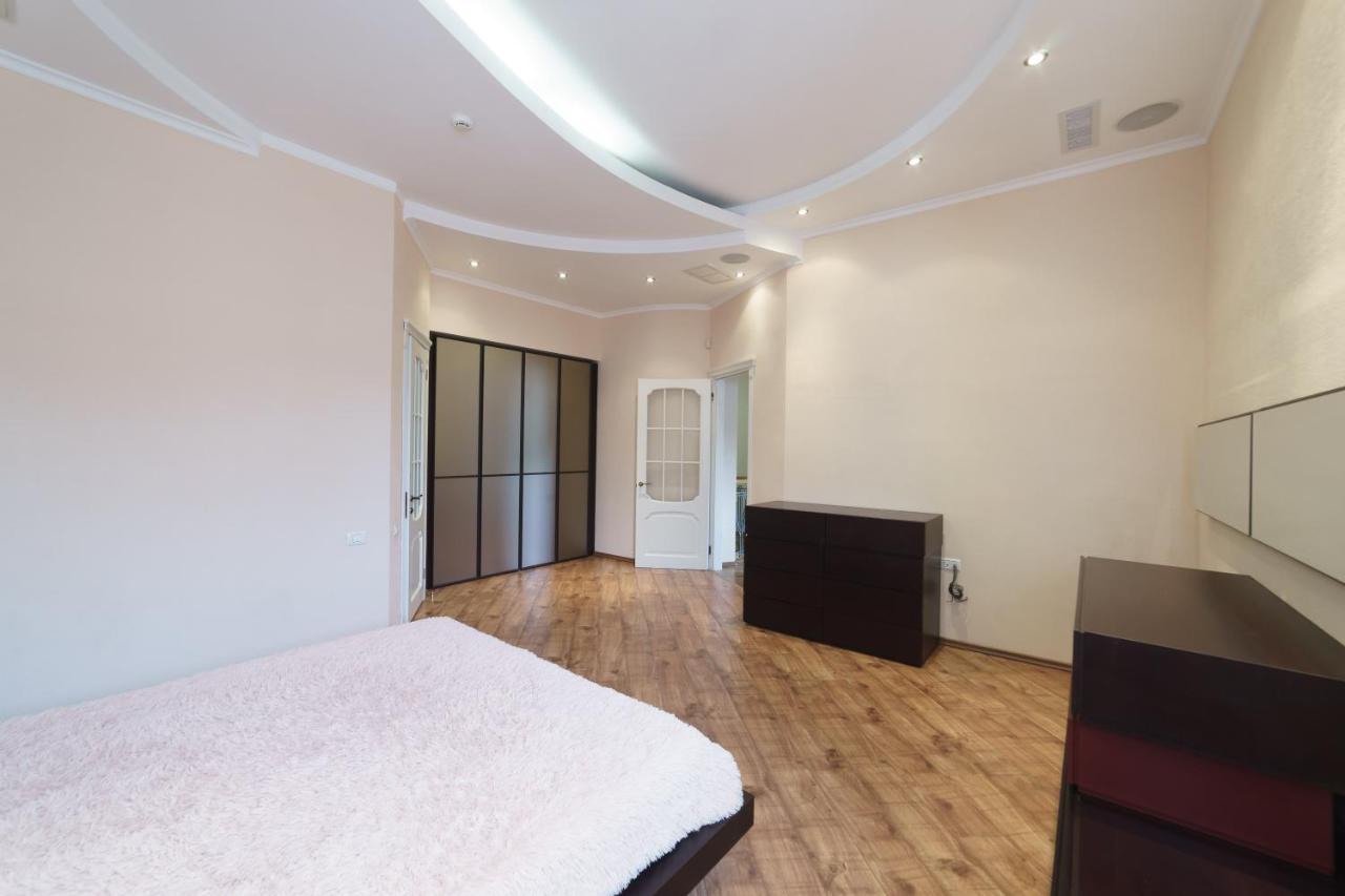 Katerynyska 2 Level Apartment With Sauna Οδησσός Εξωτερικό φωτογραφία
